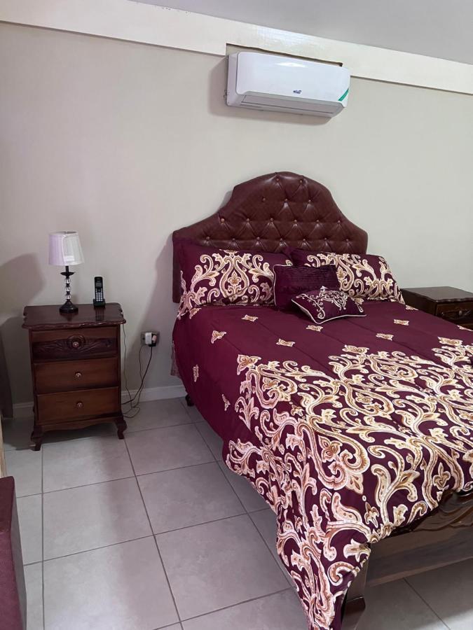 Comfort Rest Ocho Rios Exteriör bild